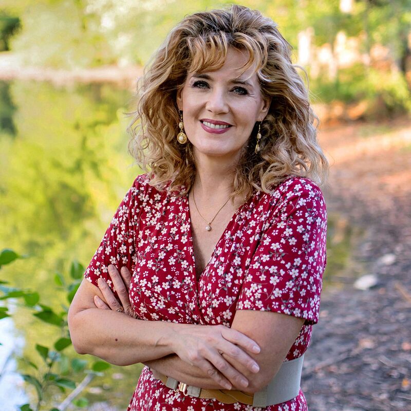 Lori Rader-Jacobs